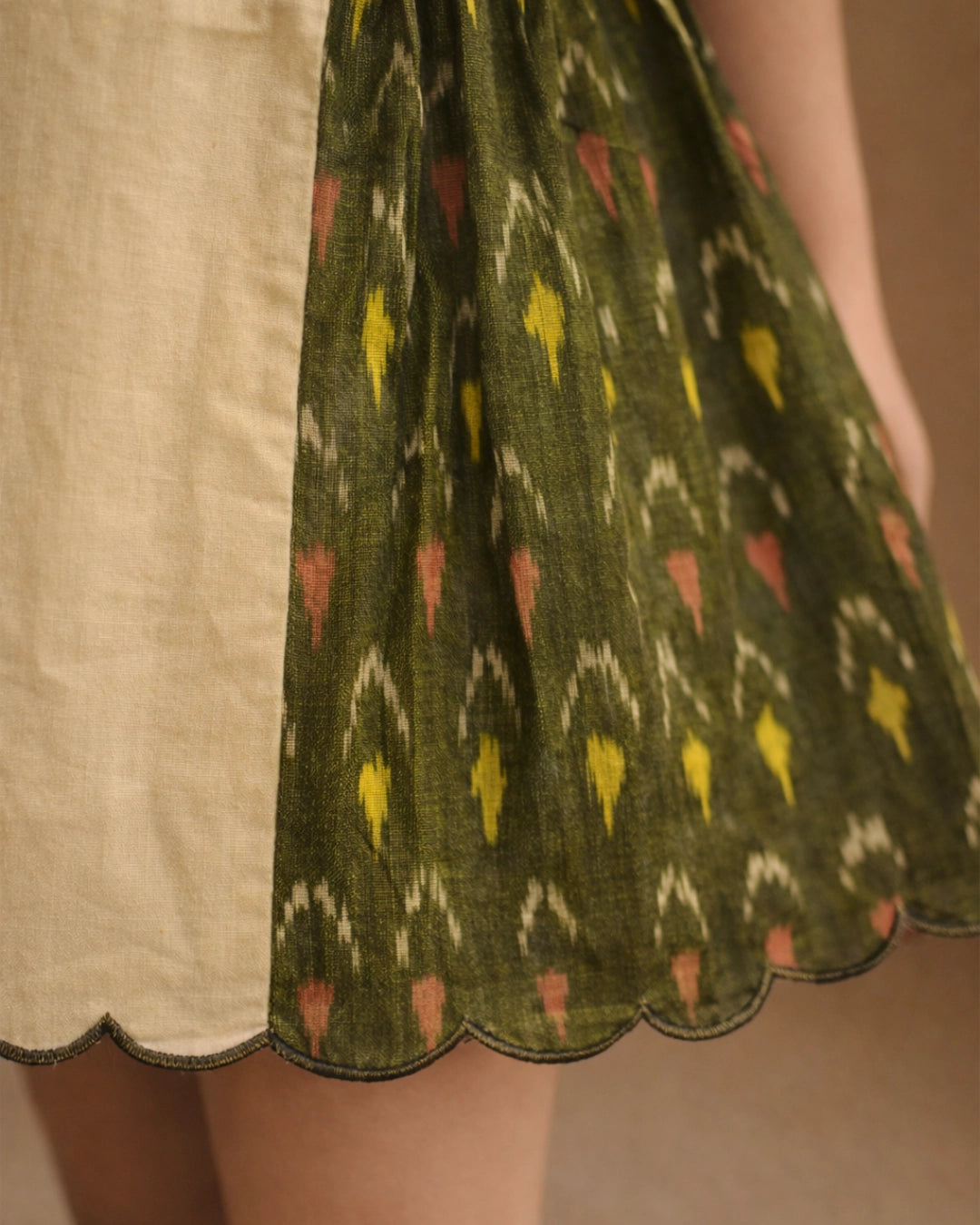 Mira Ikat Dress – Olive Ivory
